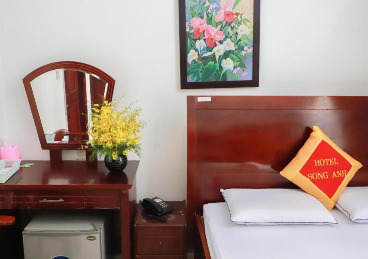 Khách sạn Khach San Song Anh